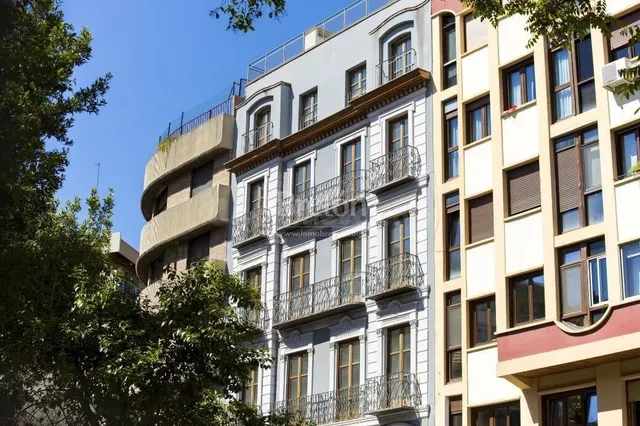 Exclusivo ÁTICO CON TERRAZA DE 90m2 junto a Paseo Independen - foto 2