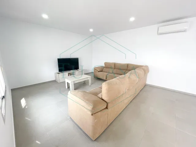 Se vende chalet de diseño moderno hipotecable — 8