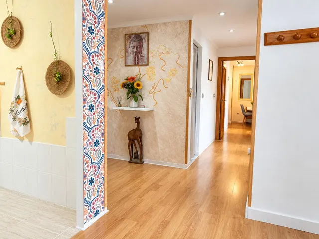 Piso luminoso de 4 habitaciones con balcón y ascensor en Aldaia — 15