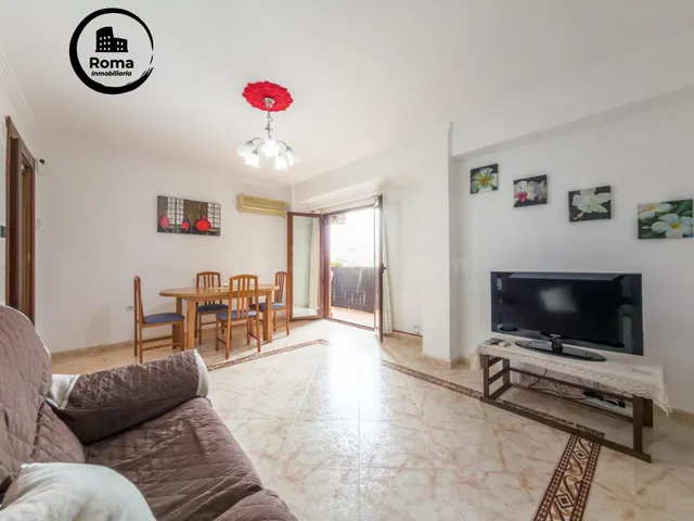 Piso de 3 Dorm. en Armilla (frente al AYUNTAMIENTO y Metro). - foto 4
