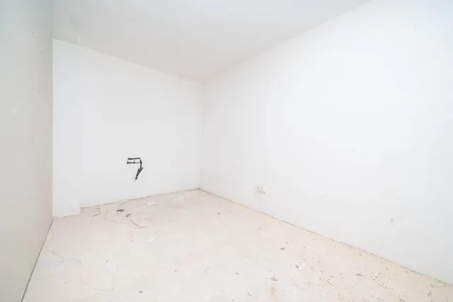 LOCAL DE 284 m2 EN ZONA CASTILLO DE BELLVER — 6