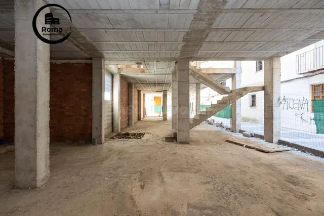 EDIFICIO EN ESTRUCTURA (358METROS CONSTRUIDOS) + PROYECTO EN - foto 3