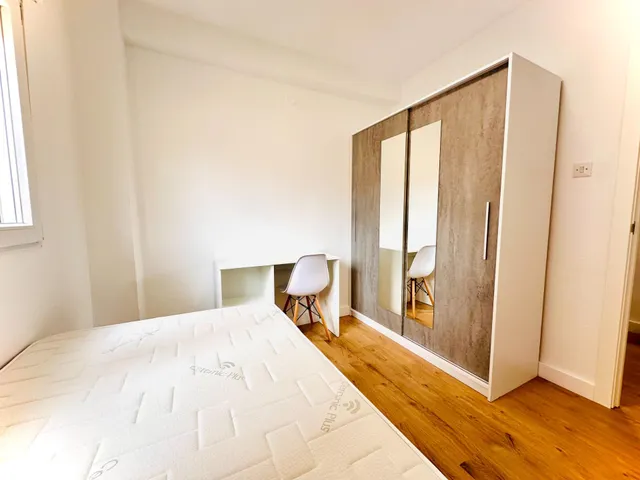 Habitación 4 habitaciones 101m² en alquiler - Alcampo — 24