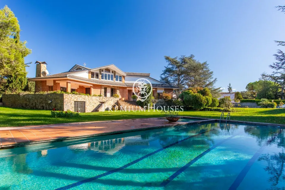 Casa en venta en Montornès del Vallès