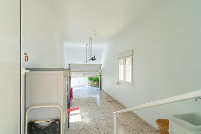 Maravillosa villa de una sola planta (aprox. 161 m2) con gran piscina privada. Cerca de colegios, del La Zenia Boulevard, ¡y a tan solo 15 minutos a pie de Playa Flamenca! — 49