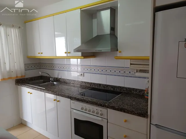 Apartamento con Vistas al mar e, orientación sur y la playa a solo 150 metros de la playa de Daimús — 7