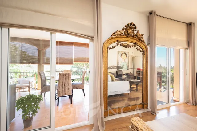 Casa completamente reformada con apartamento independiente, licencia turística, gran jardín y piscina en Calonge — 29