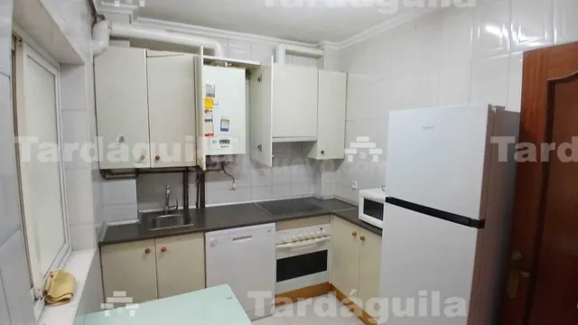 Alquiler de piso ESTUDIANTES en Avda. Portugal - foto 2