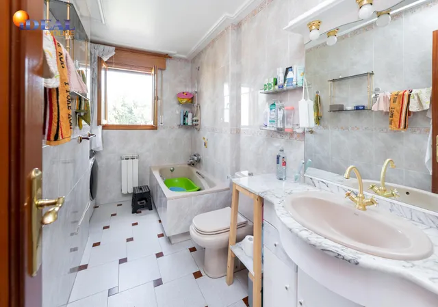 SE VENDE BONITA CASA EN CAJAR — 18