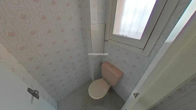 2 LOCALES DE 821 M2. EN TOTAL, FIGUERES — 16