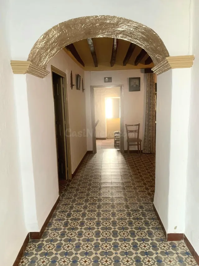 Gran Casa semireformada en la zona de Ronda (Málaga) - foto 2