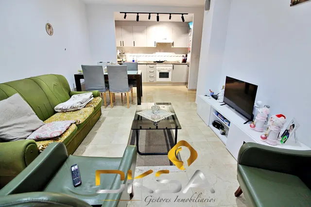 Coqueto piso en residencial con piscina en Almazora — 3