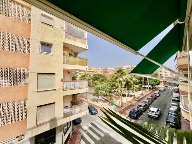 Espacioso apartamento a 350m de la playa — 10