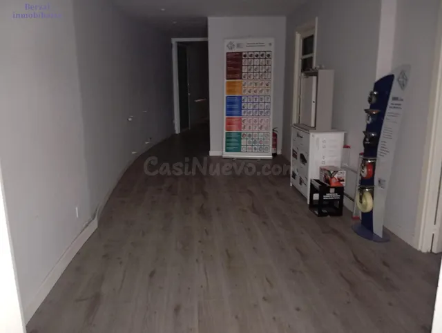 Amplio Local Comercial en Manzanera, Logroño - Ideal para Inversores — 5