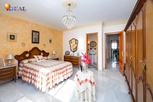 Casa de 6 dormitorios con piscina privada, terrazas y espectaculares vistas en Órgiva – Granada — 45
