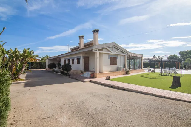 Chalet independiente de lujo en suelo urbanizable — 4