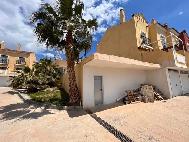 Venta de 2 Pisos en construcción + 2 Plazas de PK, Urbanización La Noria, en Nerja - Málaga. — 10