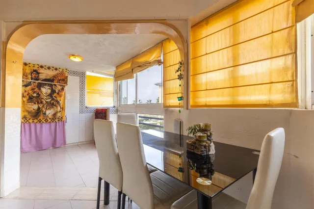 APARTAMENTO DOS DORMITORIOS ZONA LA VELETA . — 15