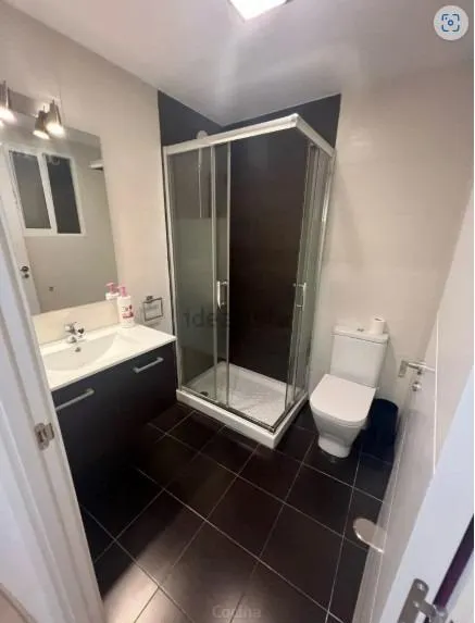 Alquiler de excelente vivienda zona centro de Alicante de 4 dormitorios — 17