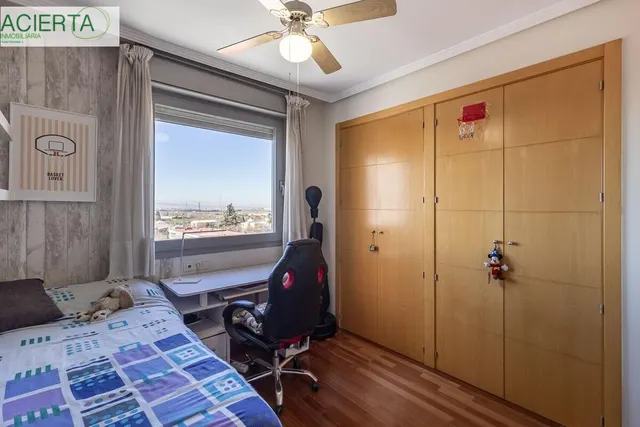 EXCLUSIVO PISO EN ARABIAL — 19