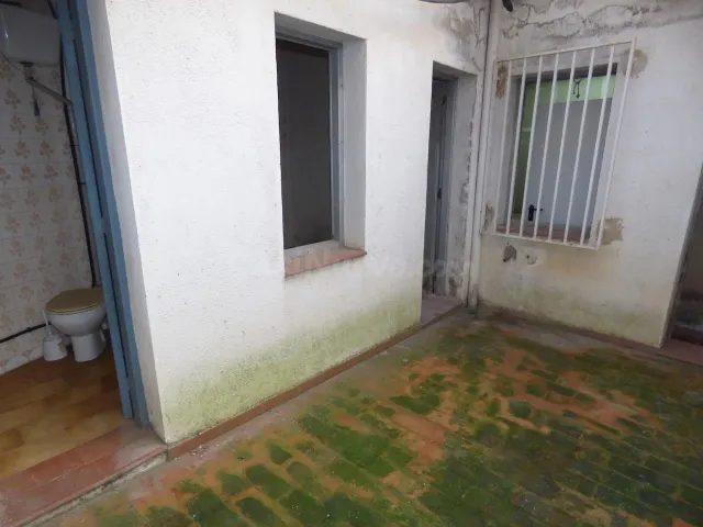 Local para reformar con muchas posibilidades en Malgrat de Mar — 4