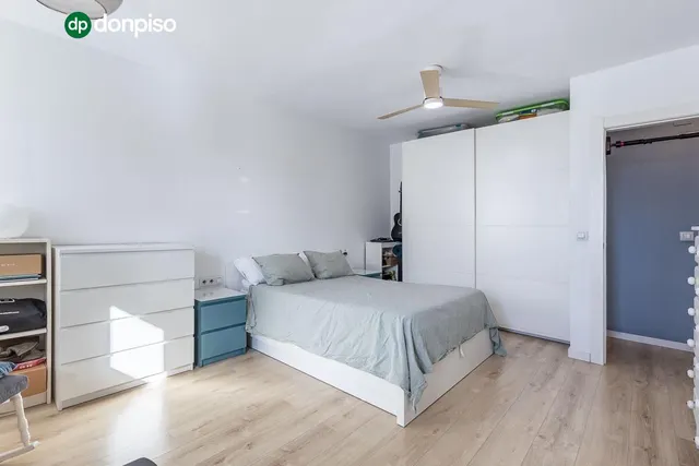 Piso reformado junto a estadio de la juventud — 17