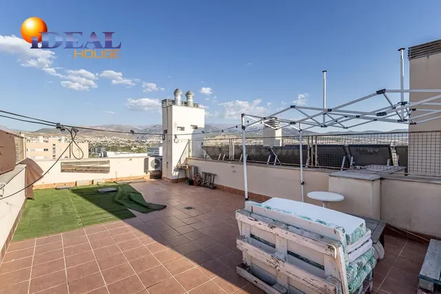 Ático dúplex en Campus de la Salud — 5
