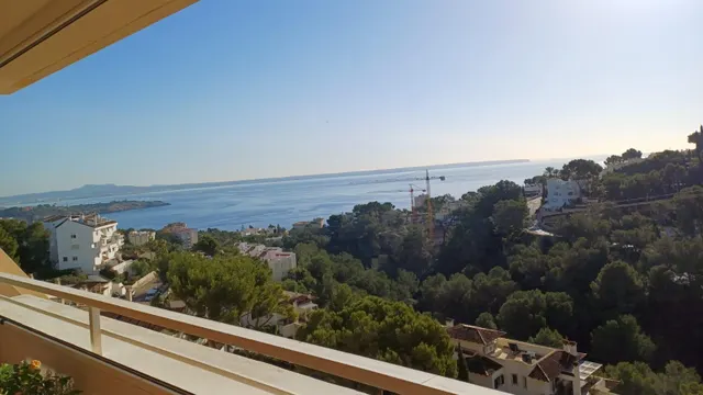 ÁTICO DE 4 habitaciones CON GRAN TERRAZA EN PLANTA, PARKING Y PISCINA COMUNITARIA EN CAS CATALÀ. — 34
