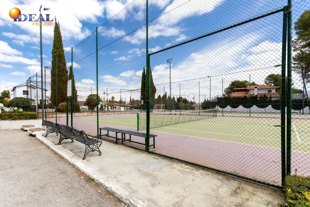 EXCLUSIVO TERRENO EN VENTA EN ALBOLOTE — 35