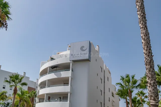 Descubre este espectacular apartamento ubicado en el prestig - foto 3