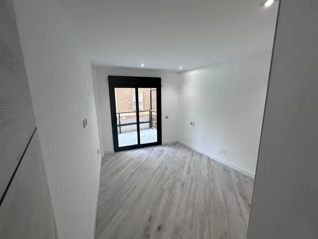 amplio piso reformado  a tan solo 150 metro de la playa la malaguerta — 18