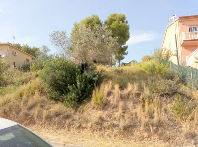 TERRENO CON ESTUPENDAS VISTAS EN ESPARRAGUERA A 30' DE BARCELONA — 5