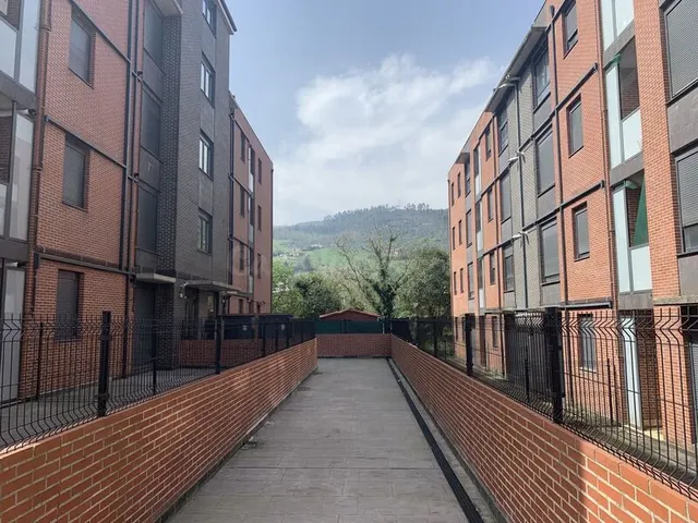 Garaje 25m² en venta - Northern spain - foto 2
