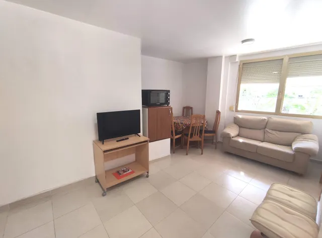 Piso de 6 dormitorios y 2 baños compartidos para estudiantes en zona CEU Cardenal Herrera de San Jos — 9