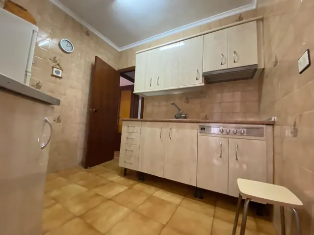 En lo pagan piso de 3 dormitorios buen estado — 11