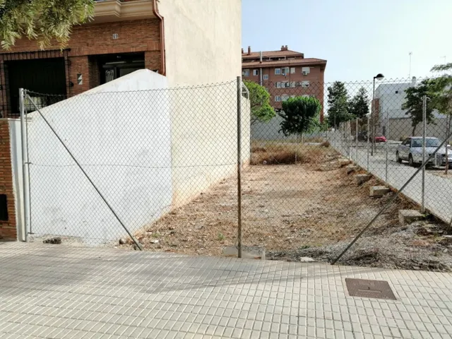 ALG351 - FINCAS GIRBÉS PRESENTA SOLAR URBANIZABLE EN LA CALL