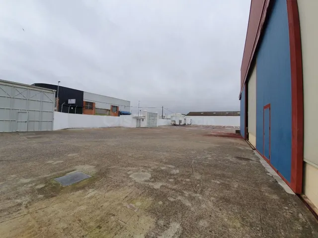 Nave industrial 2000m² en alquiler - Montecillos