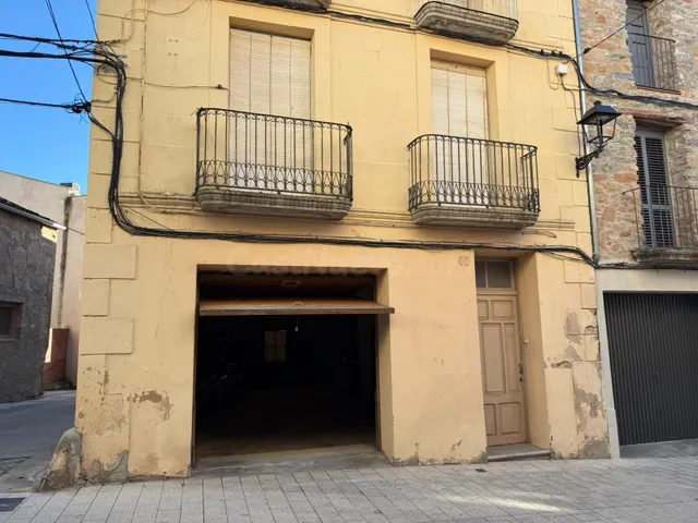 CASA AMB GARATGE I DOS PISOS INDEPENDENTS A SANT MARTÍ DE TO - foto 2