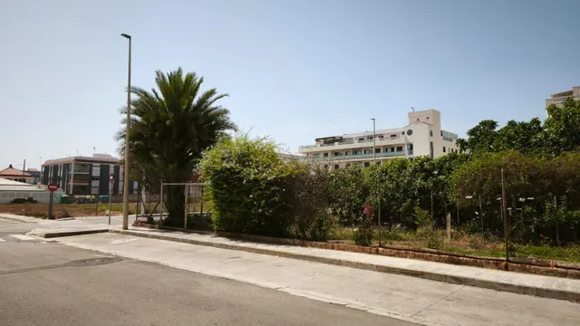 SOLAR URBANO JUNTO AL MEDITERRÁNEO – ¡OPORTUNIDAD ÚNICA! — 5