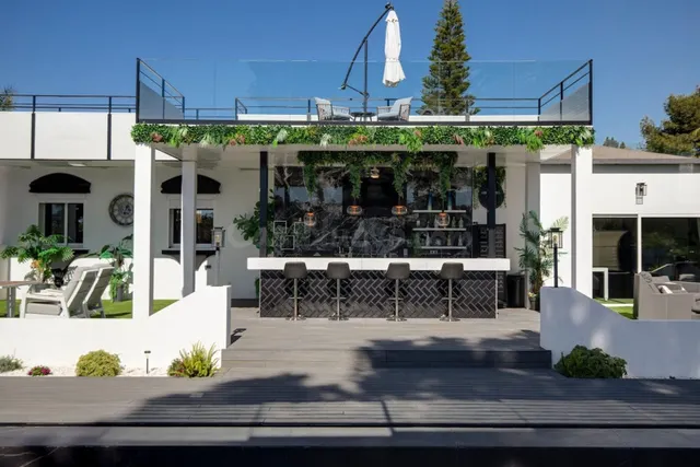 Espectacular Villa Renovada de 5 Dormitorios en Guadalmina B - foto 4