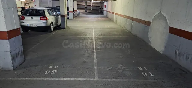 Garaje 28m² en alquiler - Centro
