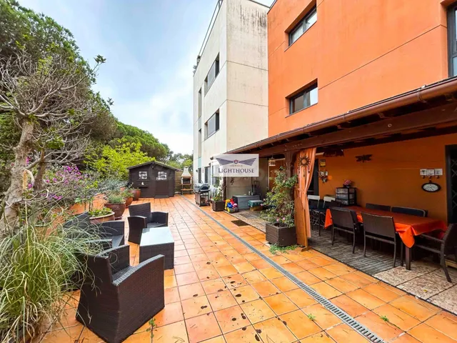 Apartamento en planta baja en un prestigioso complejo.