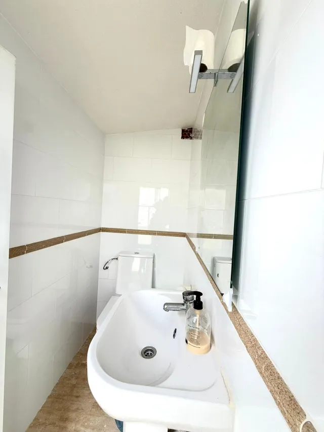 Exclusiva villa cerca del mar, diseñada para el descanso y l - foto 4