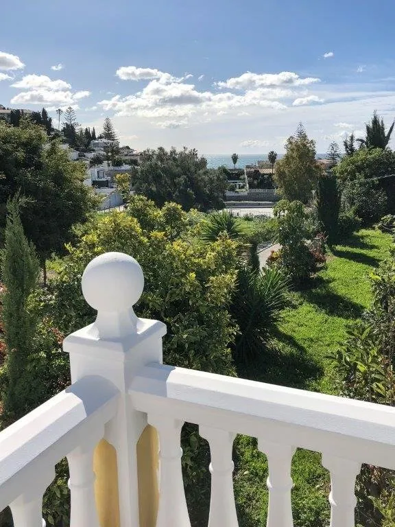 Villa reformada en zona baja de Torremuelle, Benalmádena — 44