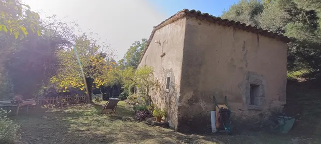 Parque natural del montseny (afueras riells): masía típica catalana catalogada a reformar — 25