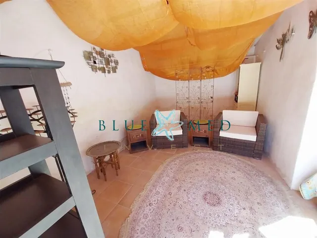 Sorprendente casa de campo con 4 dormitorios y 3 baños. — 41