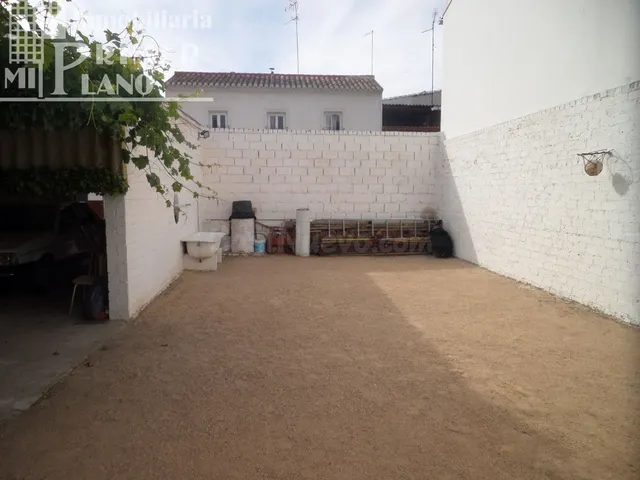 ¡¡OPORTUNDAD DE COMPRA JUNTO A DOÑA CRISANTA!! SOLAR CON 140 - foto 2
