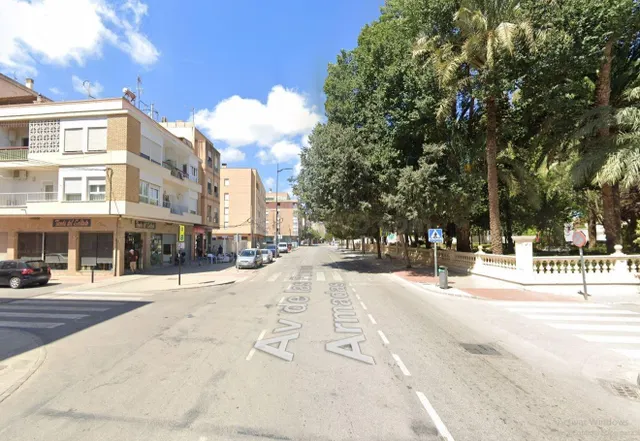 LOCAL COMERCIAL EN ALQUILER EN CALLE PRINCIPAL. - foto 2