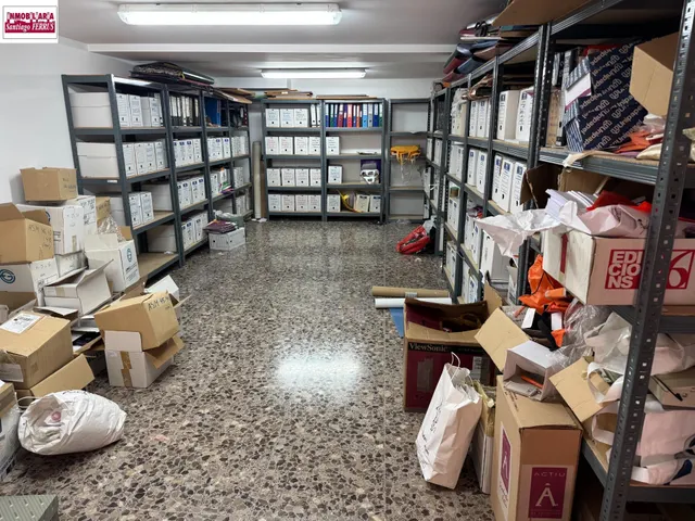 VENTA  DE LOCAL COMERCIAL EN BENIFAIO (VALENCIA) — 8