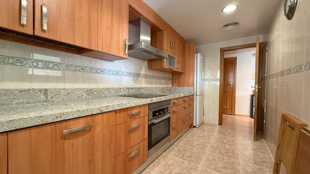 Piso 3 habitaciones 90m² en alquiler - Ronda Sur — 2